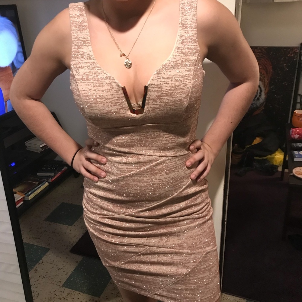 ✨✨Pink sparkling Dress ✨✨ - Picture 3 of 8
